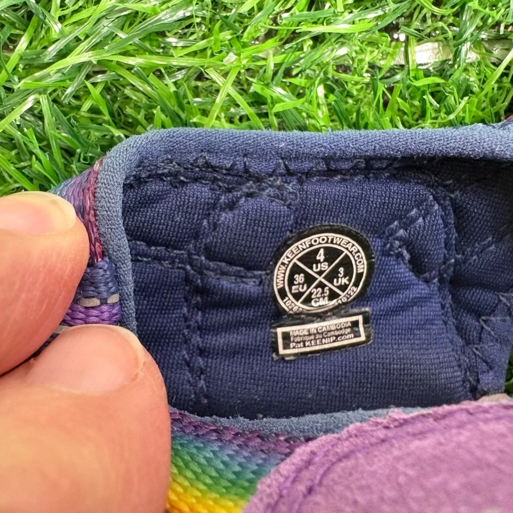 Keen Big Kids’ Newport H2 Sandals-Size: 4-Multi-Color-Preowned, Very Good Cond.